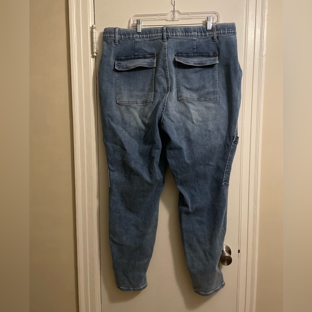 Judy Blue Darlene High Rise Cargo Joggers Light Wash Size 22W - Picture 11 of 16